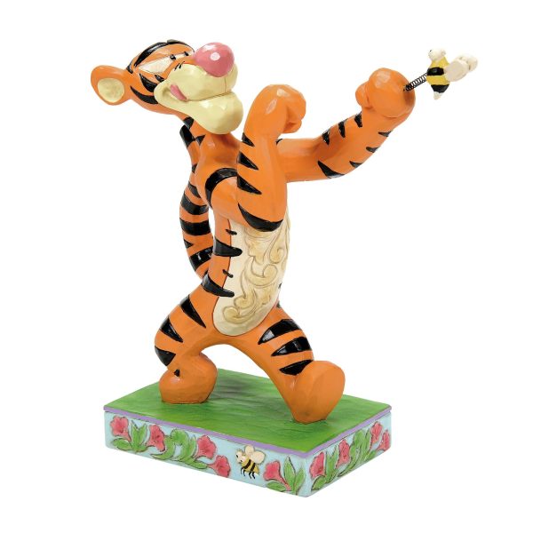 Tigger Fighting Bee Discount